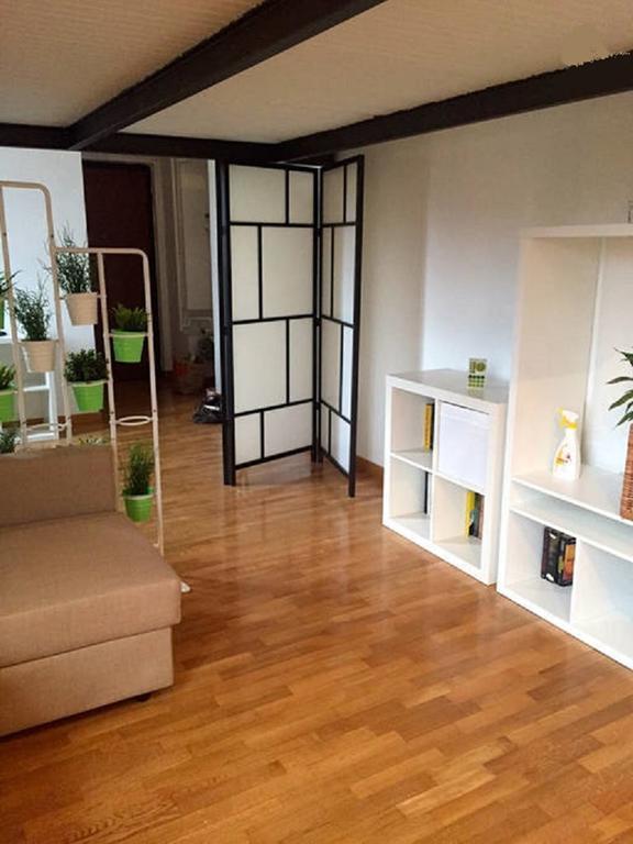 V12 Design Apartments ميلان الغرفة الصورة