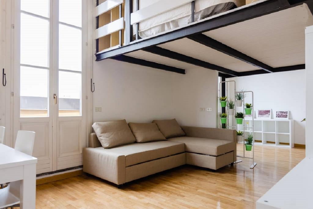 V12 Design Apartments ميلان الغرفة الصورة
